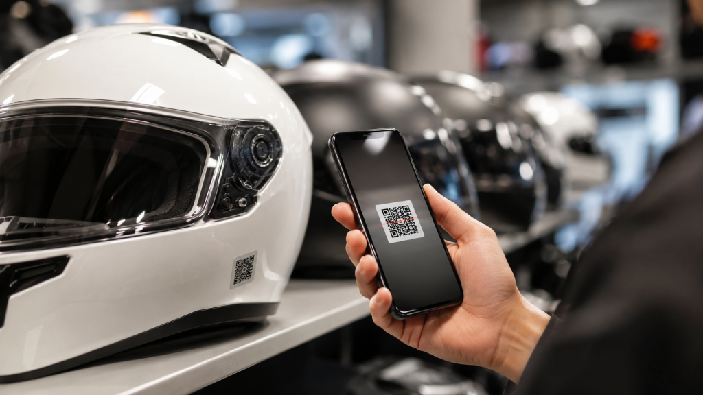 Novo selo digital com QR Code para capacetes já está valendo: entenda o que muda para motociclistas